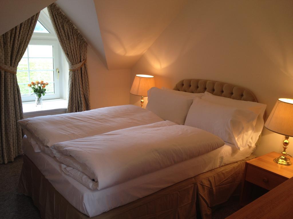 Holiday home Hearthstanes Steading Polmood